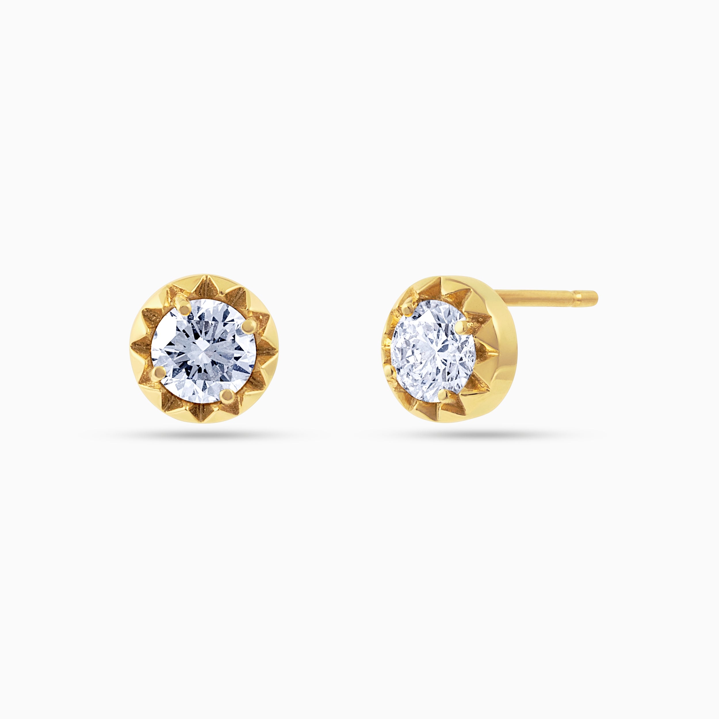 Pyramid Studs